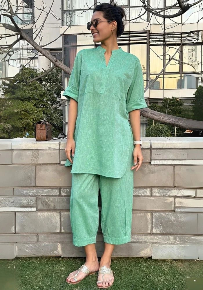 Comfortable green ethnic co-ord set with loose-fit bottoms