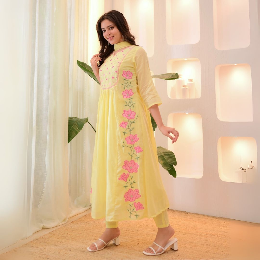 Sunshine Blossom Embroidered Suit Set with Parampara Silk with Organza Dupatta