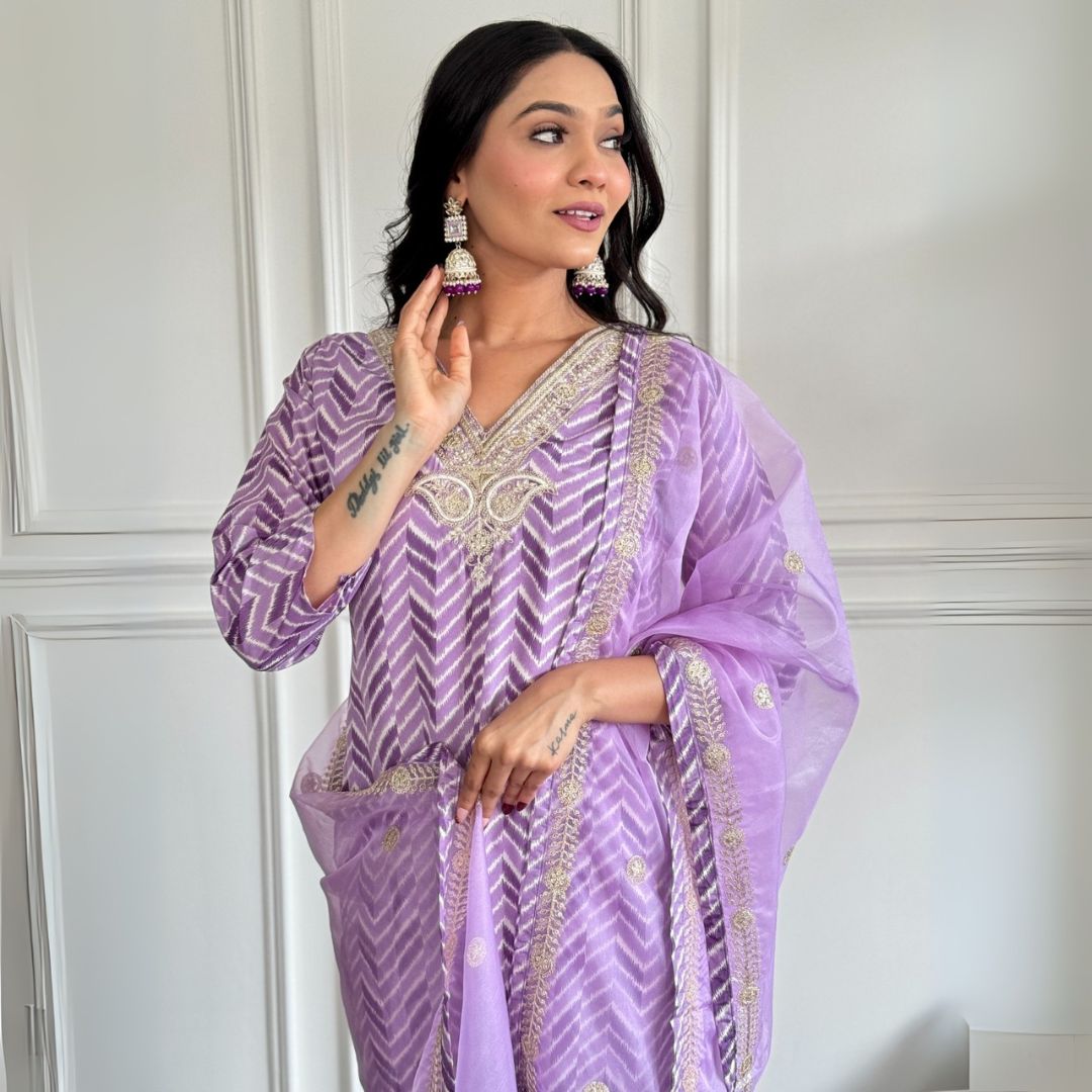 Elegant Lilac Embroidered French Crepe Suit Set with Organza Dupatta